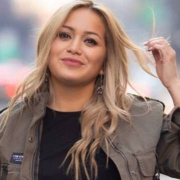 Karina, reconoció que hoy se avergüenza de uno de sus temas: 